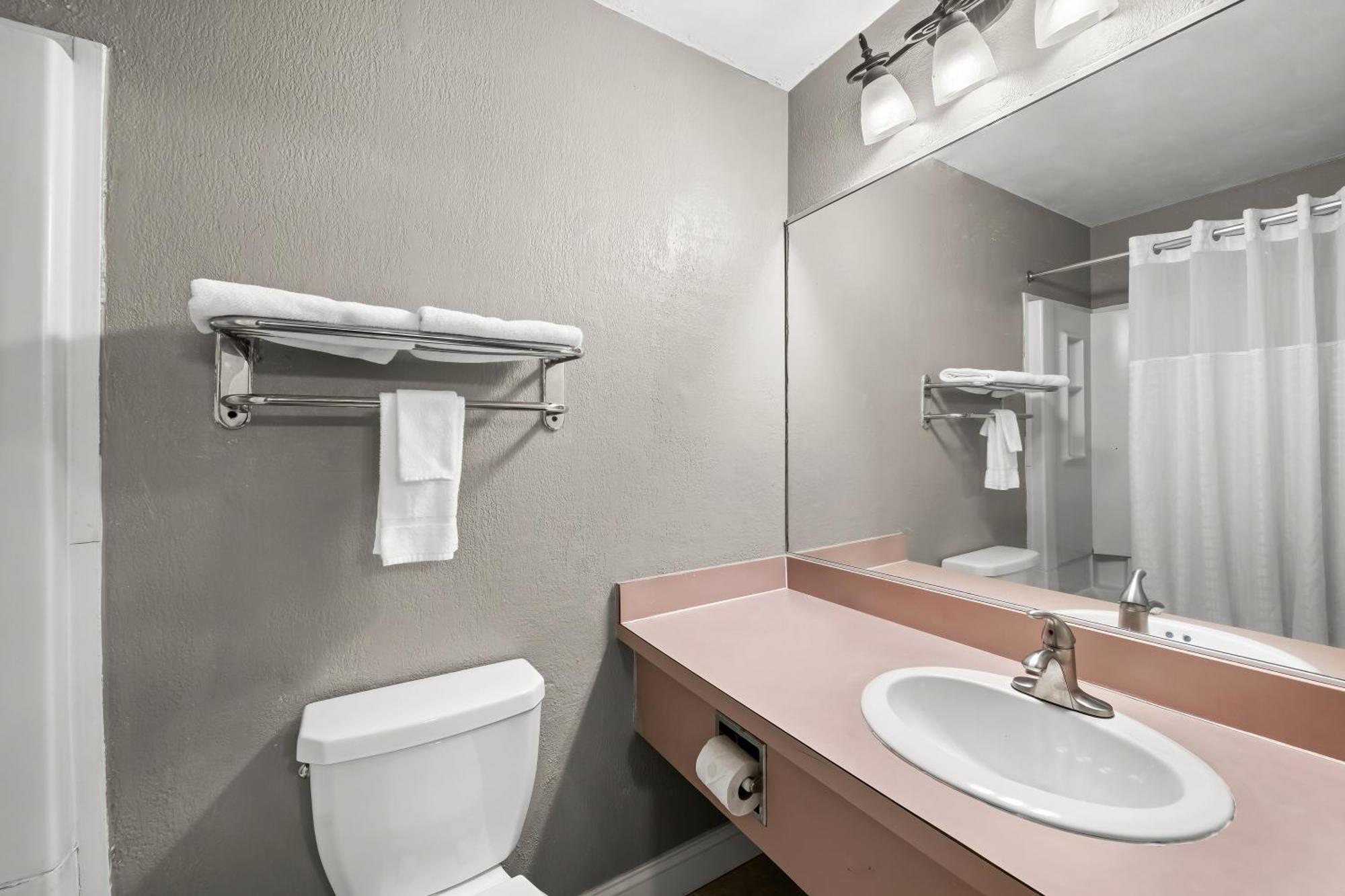 Knights Inn Virginia Beach Lynnhaven Εξωτερικό φωτογραφία