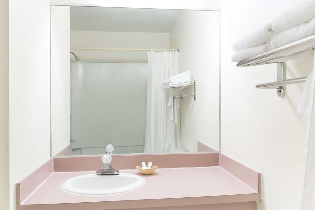 Knights Inn Virginia Beach Lynnhaven Εξωτερικό φωτογραφία